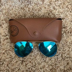 Blue aviator raybans (brand new) 55MM